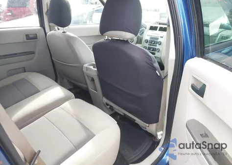 2008 Ford Escape Xlt from USA, damaged, VIN 1FMCU93Z58KD08681